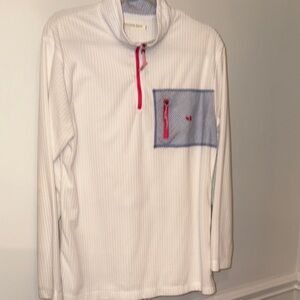 Southern Marsh quarter zip pullover size small
